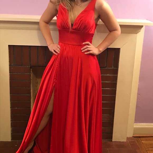Red Satin V-Neck Prom Pageant Dress - Picture 7 of 7